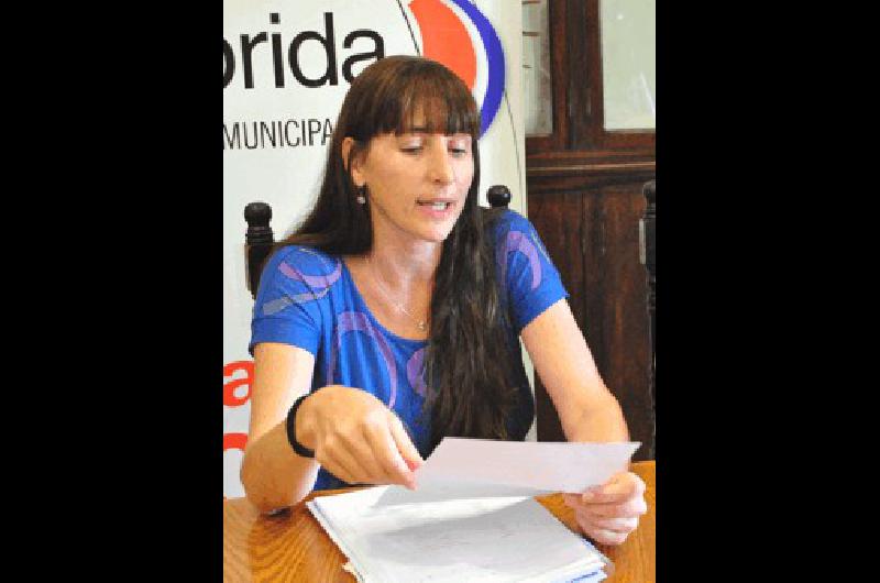 Contadora Romina SimÃ³n secretaria de Hacienda de Laprida 