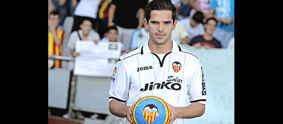 Gago es jugador de Valencia Llega a VÃ©lez por seis meses Archivo 