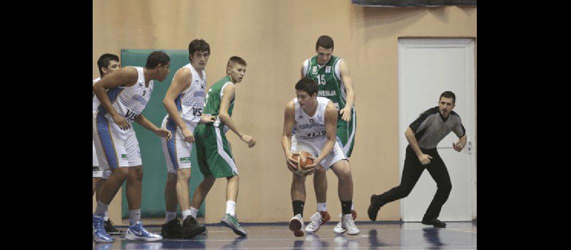 La tarea de Jeffrey (izquierda) fue fundamental para la levantada del equipo argentino en TurquÃ­a Prensa TBF 