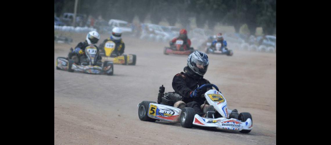 Mariano De la Vega ganÃ³ cÃ³modo la primera fecha de los Senior 125 cc en Laprida Miguelangel 