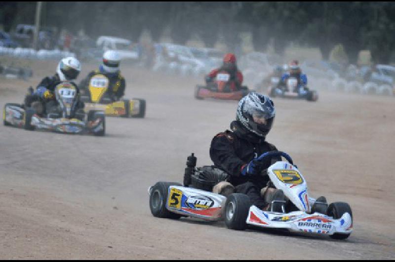 Mariano De la Vega ganÃ³ cÃ³modo la primera fecha de los Senior 125 cc en Laprida Miguelangel 