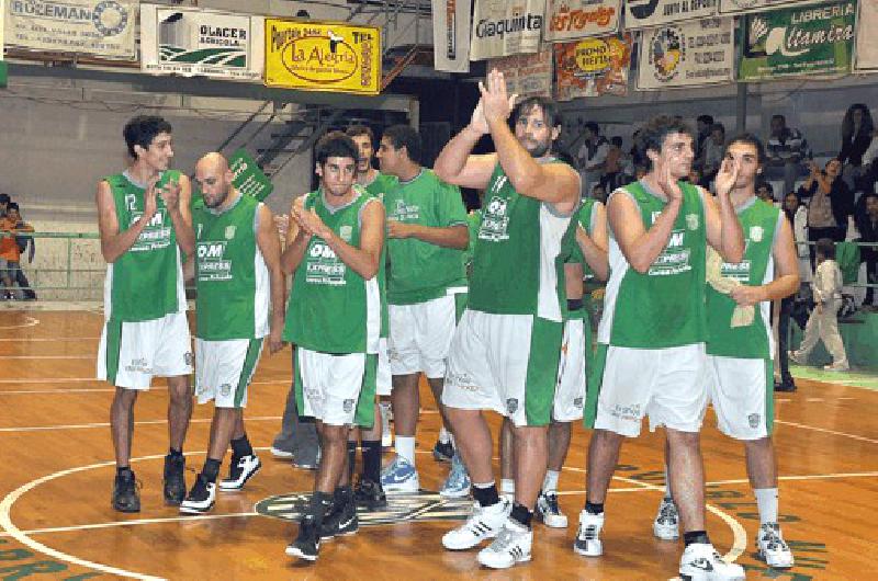 Pueblo Nuevo y Ferro regalaron un muy buen espectÃculo anoche en el Juan Manolio Carlos RamÃ­rez 