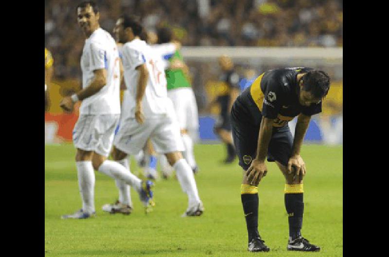 El equipo de Carlos Bianchi volviÃ³ a perder en La Bombonera Nacional lo derrotÃ³ anoche 1 a 0 TÃ©lam 