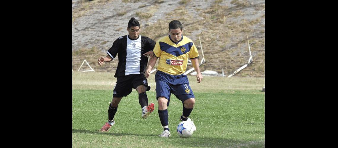 Estudiantes viene de perder ante Club LujÃn Archivo 