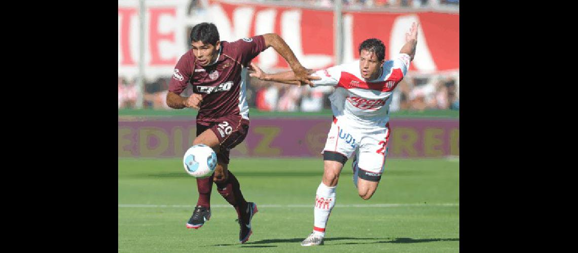 LanÃºs empatÃ³ en Santa Fe y volviÃ³ a la punta ahora compartida con Newellâs 