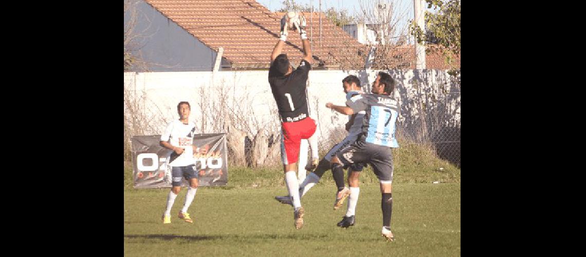 Sierra Chica y Ferro Carril Sud jugaron el Ãºltimo partido de la primera ronda del Apertura 