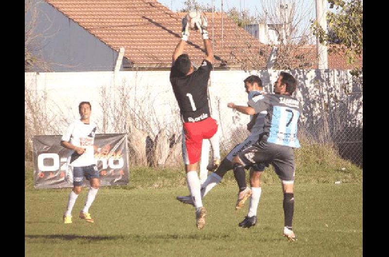 Sierra Chica y Ferro Carril Sud jugaron el Ãºltimo partido de la primera ronda del Apertura 