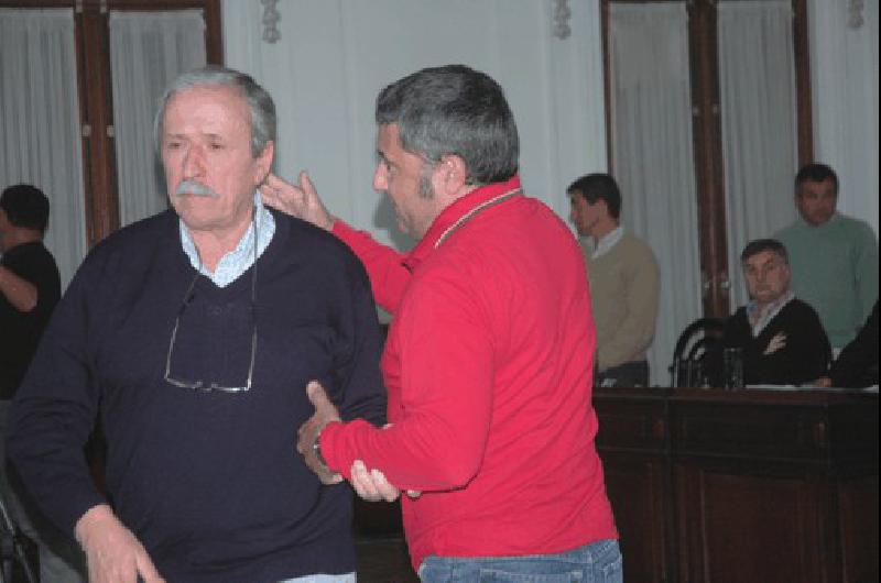 El Concejo Deliberante de La Madrid aceptÃ³ la renuncia de Roberto Ruiz de Erenchun (UCR) 