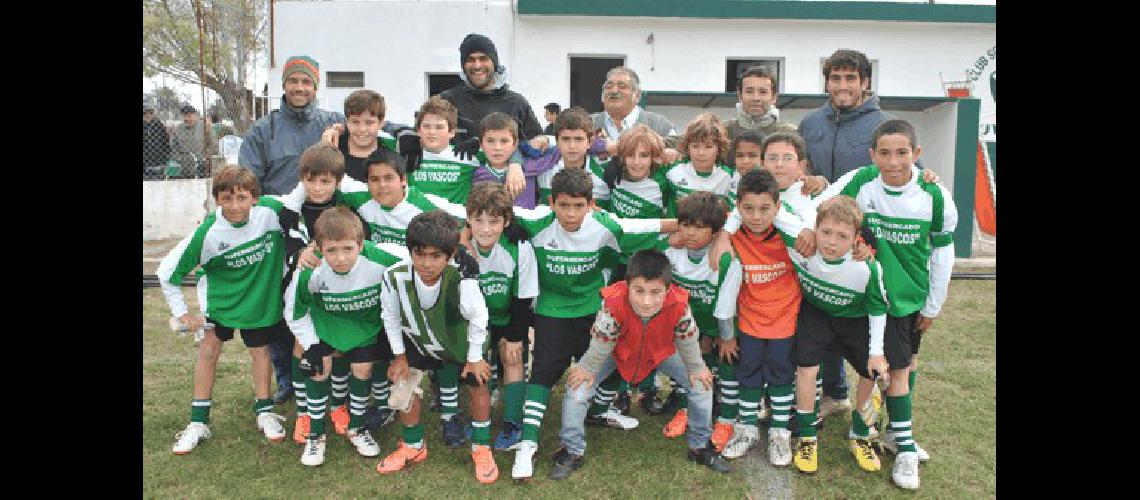 Plantel y cuerpo tÃ©cnico de octava divisiÃ³n de Juventud campeÃ³n 2013 