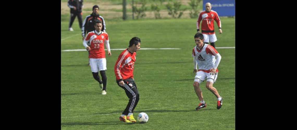 Jonathan Fabbro deberÃ esperar ni Ã©l ni TeÃ³filo GutiÃ©rrez fueron habilitados 