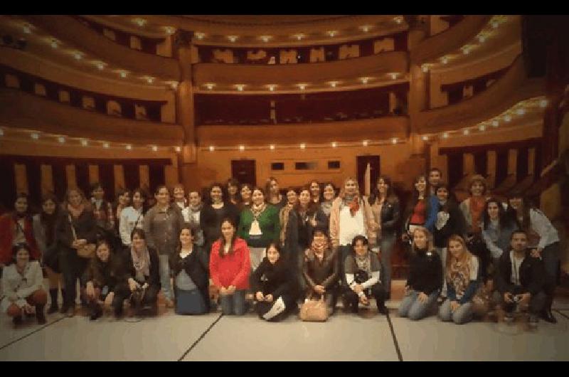 Alumnos y profesores del ISFD NÂº 72 de La Madrid realizaron un viaje educativo a la ciudad de BahÃ­a Blanca 