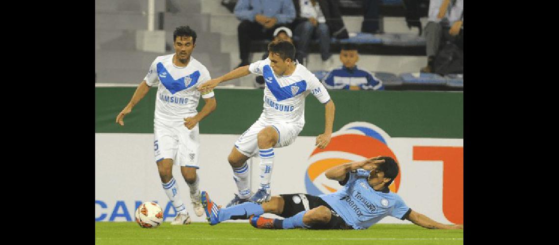 VÃ©lez dio la vuelta la serie venciÃ³ a Belgrano y avanza en la Copa Sudamericana 