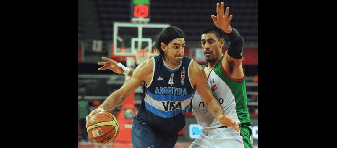 Luis Scola fue ayer la figura del equipo argentino 