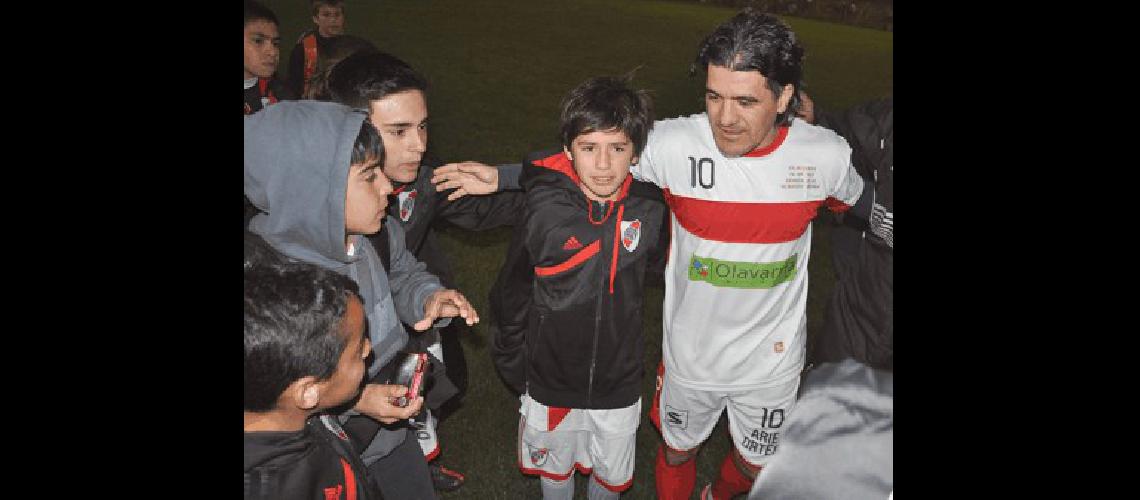 El plantel de Ferro tuvo su presentaciÃ³n 