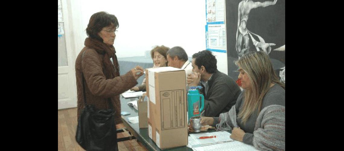 Son 9150 las personas y 31 las mesas habilitadas para las elecciones de hoy en La Madrid 