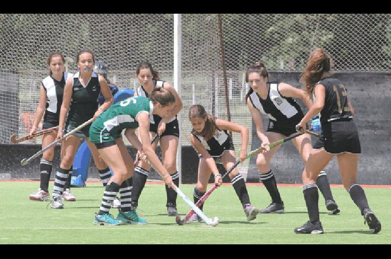 Las divisiones mÃ�s pequeÃ±as del hockey bataraz jugaron sus Ãºltimos partidos 