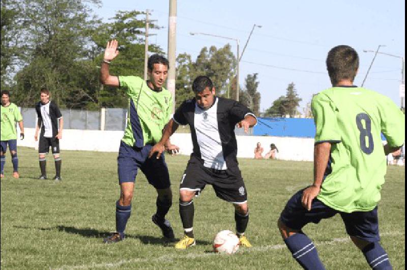 Estudiantes y Embajadores empataron 1 a 1 en el encuentro de ida de la semifinal 