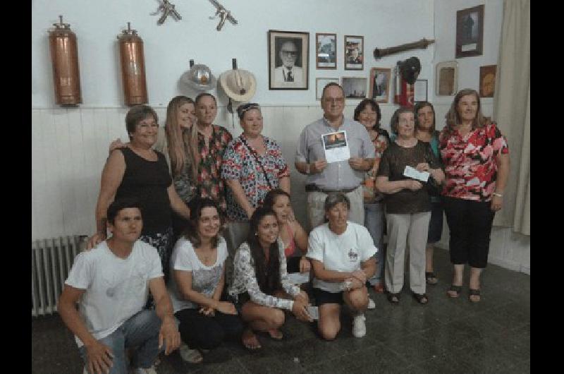 Los Bomberos Voluntarios de La Madrid entregaron el premio final de su rifa anual 