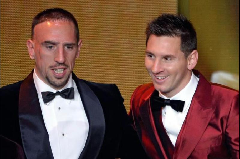 El francÃ©s Ribery y Messi fueron los escoltas de Cristiano Ronaldo Foto AFP