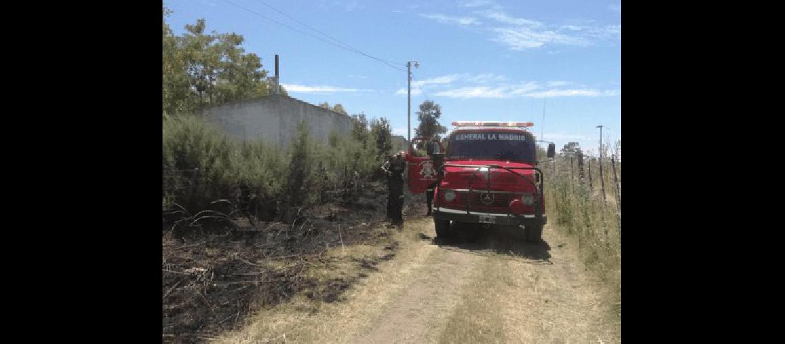 Entre los muchos incendios en los que trabajaron los bomberos de La Madrid uno se registrÃ³ en una quinta cercana a la ciudad 