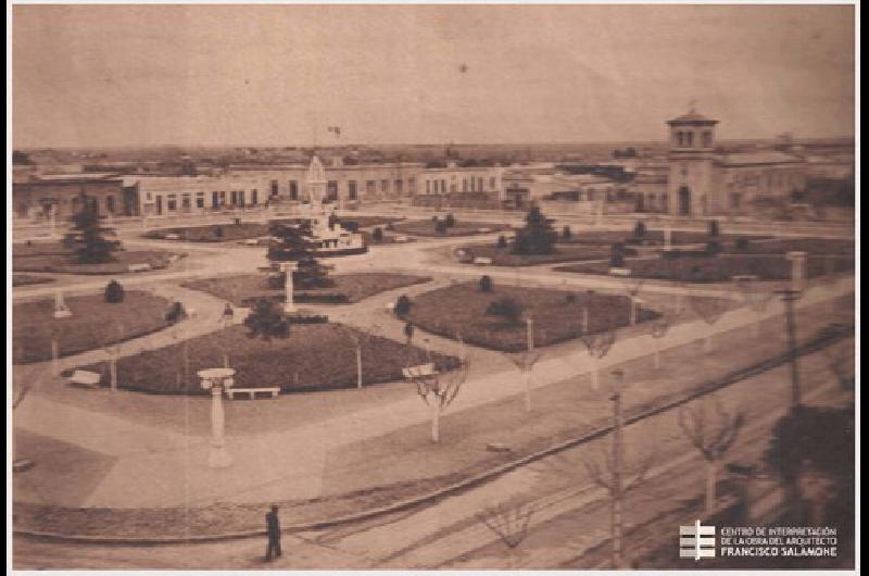 Vista de la plaza de Laprida en 1940 