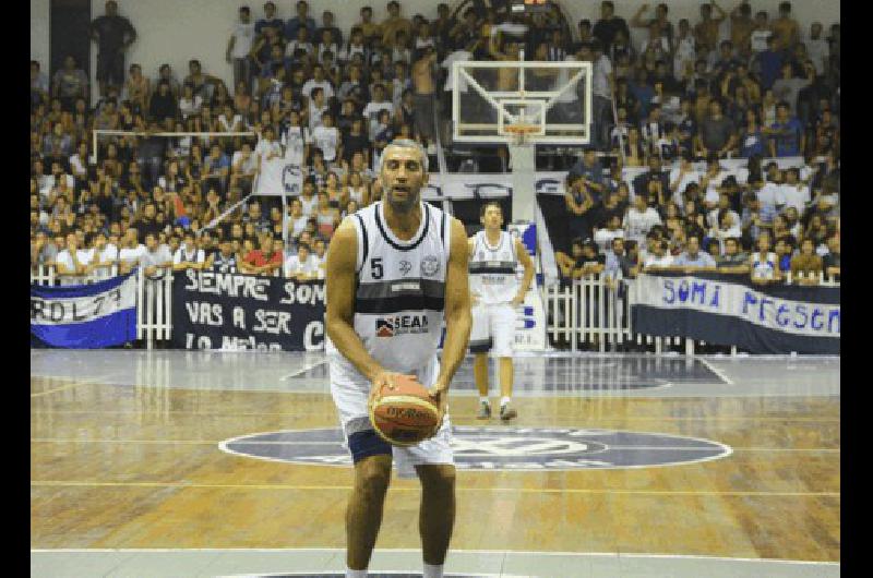 VÃ­ctor Baldo decidiÃ³ dar una mano en el club de su ciudad que lo vio nacer basquetbolÃ­sticamente 