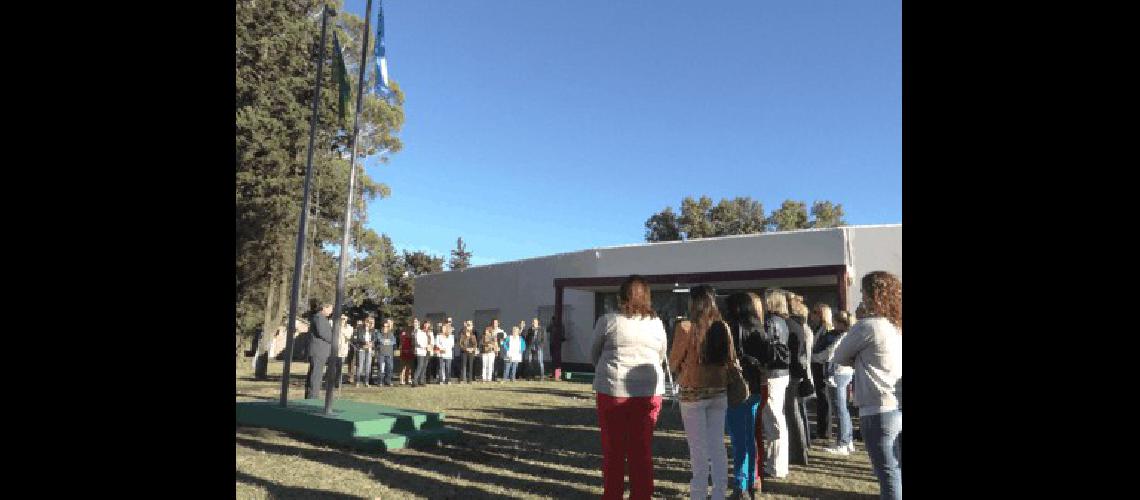 Con un acto protocolar comenzÃ³ el primer ciclo lectivo en la recientemente creada Escuela TÃ©cnica NÂº 1 