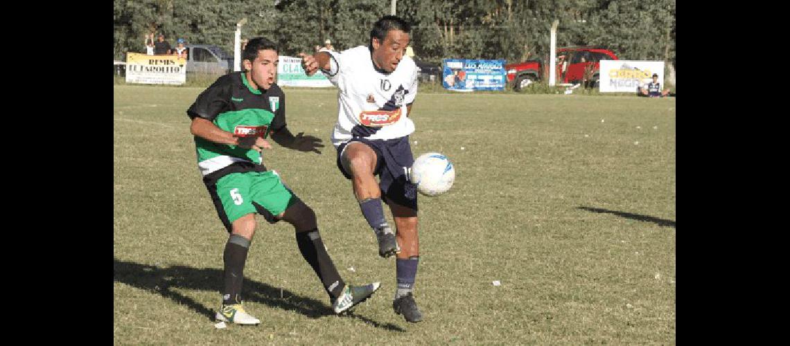 Sierra Chica con lo justo venciÃ³ por 1 a 0 a AtlÃ©tico Hinojo en el inicio de la temporada 2014 