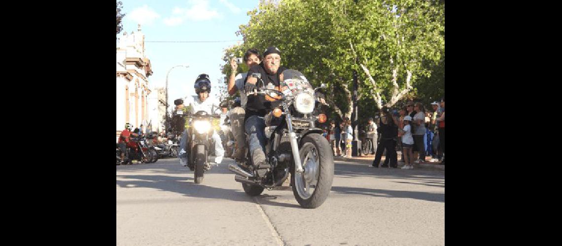 La caravana fue uno de los momentos mÃ�s esperados del motoencuentro lamatritense 