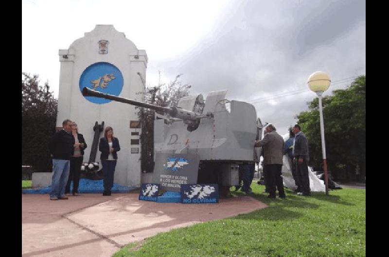 Se llevaron a cabo los actos conmemorativos por el 32Âº aniversario del inicio de la guerra 