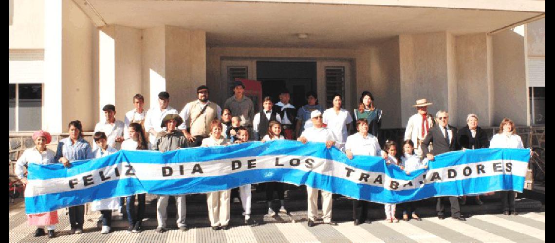 La peÃ±a MalÃ³n Danza tuvo el cierre de la celebraciÃ³n 