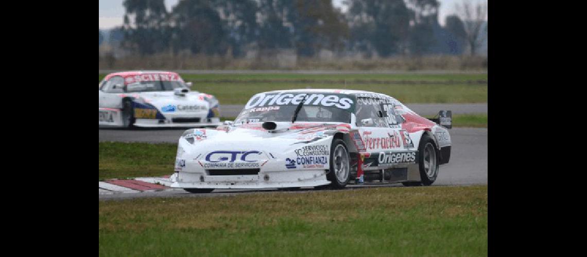 Por ser piloto de TC Pista Camilo EchevarrÃ­a penalizÃ³ y largarÃ� hoy Ãºltimo la primera serie del TC Mouras 