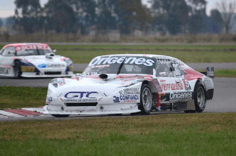 Por ser piloto de TC Pista Camilo EchevarrÃ­a penalizÃ³ y largarÃ� hoy Ãºltimo la primera serie del TC Mouras 