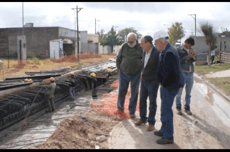 El Jefe comunal recorriÃ³ el avance sobre la calle 25 de Mayo 