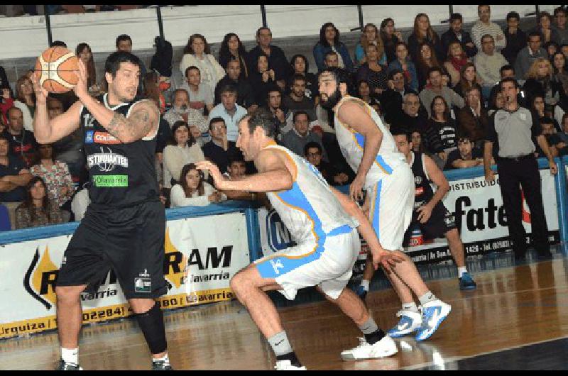 Estudiantes logrÃ³ el pasado lunes un sufrido triunfo ante Hispano Americano en el Maxigimnasio 