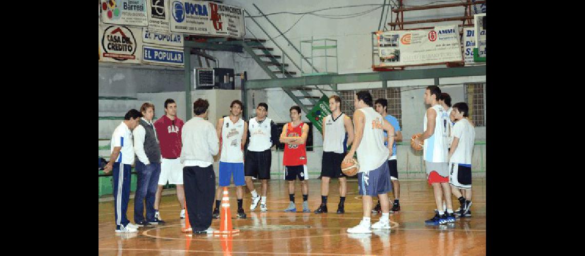 El equipo de la ABO se prepara para jugar el torneo Zonal en Tres Arroyos 