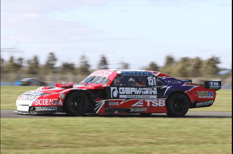 Urcera apareciÃ³ en la Ãºltima tanda del TC Mouras para dominar el viernes en La Plata 