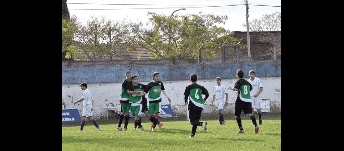 Hinojo y San Martiacuten avanzaron a los cuartos