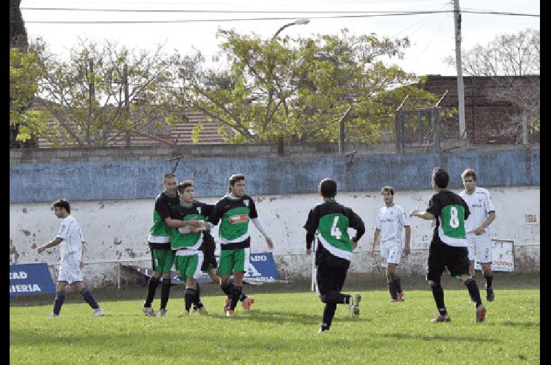 Hinojo y San Martiacuten avanzaron a los cuartos