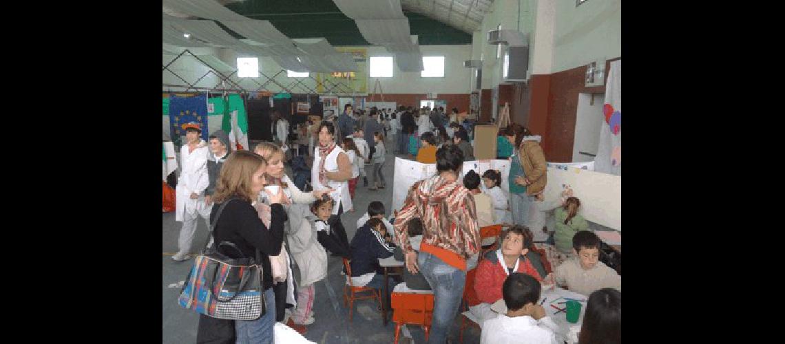 El miÃ©rcoles y jueves se llevÃ³ a cabo la primera feria distrital del libro en General La Madrid 