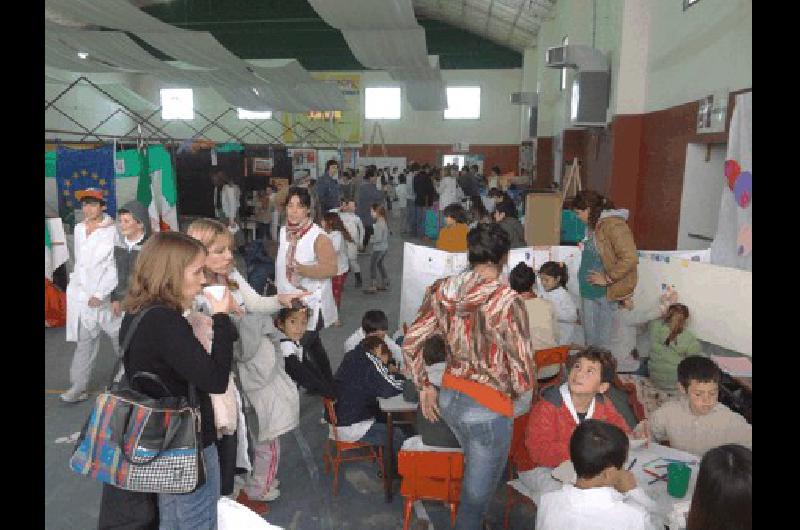 El miÃ©rcoles y jueves se llevÃ³ a cabo la primera feria distrital del libro en General La Madrid 