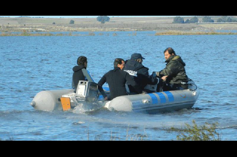 Bomberos de Laprida estuvieron en la bÃºsqueda de los pescadores desaparecidos 