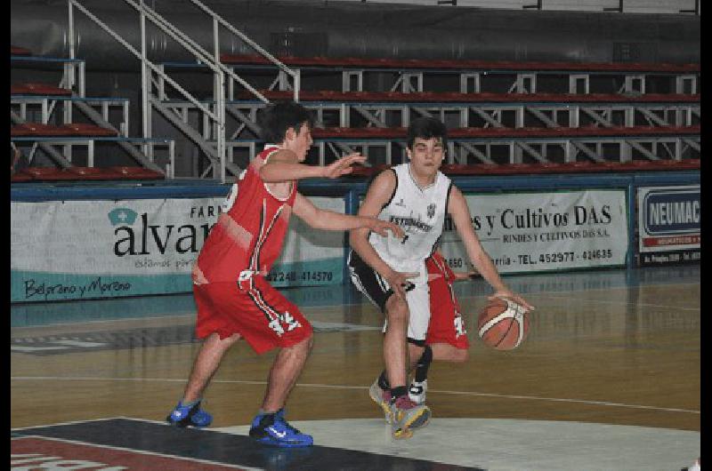 El Bata venciÃ³ en el Maxigimnasio del Parque Carlos Guerrero a HuracÃn de Necochea 