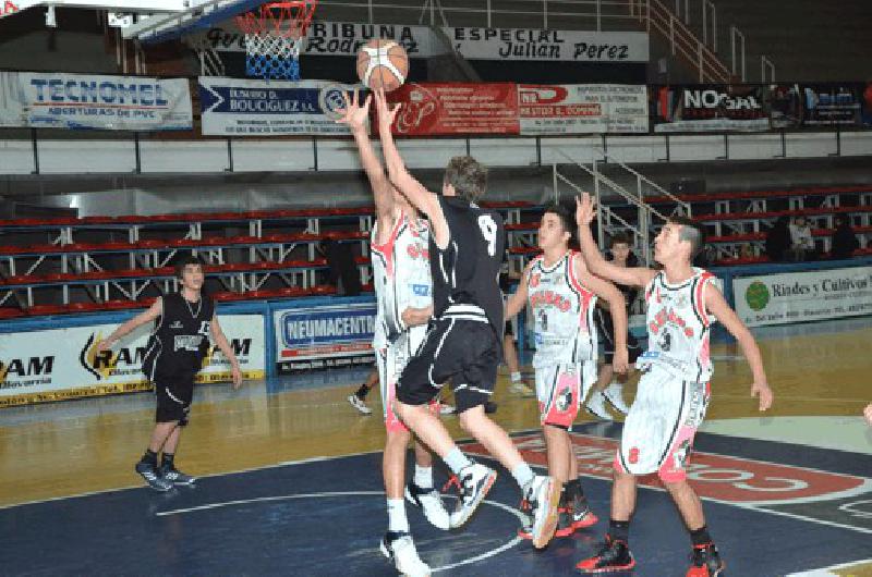 Estudiantes no pudo ayer ante el campeÃ³n Quilmes de Mar del Plata en el Maxigimnasio 