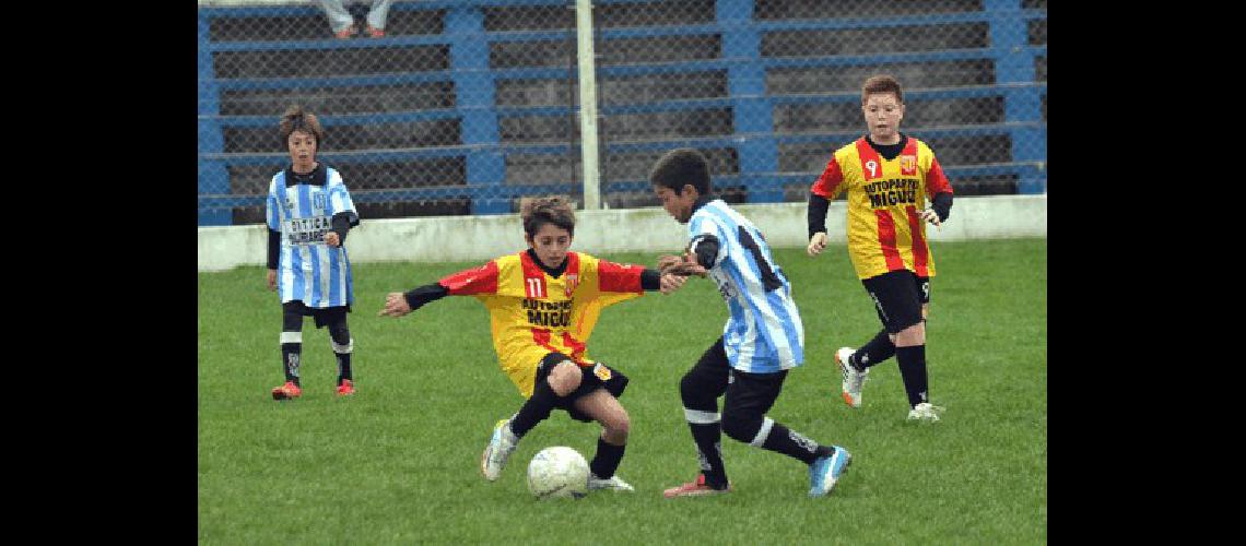 Racing de La Madrid venciÃ³ a Bull Dog en la final del torneo 