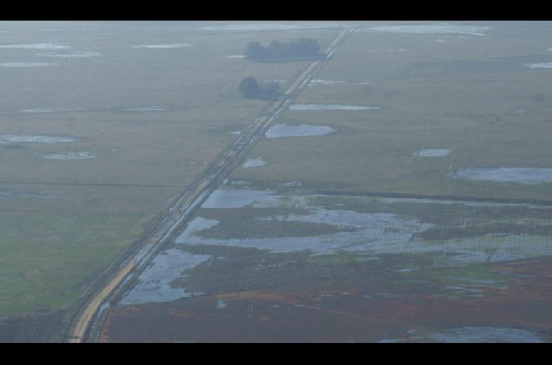 Caminos cortados por el agua una constante en la regiÃ³n 