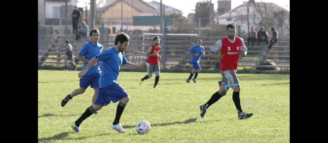 El equipo albiceleste se prepara para encarar el Torneo Federal B 