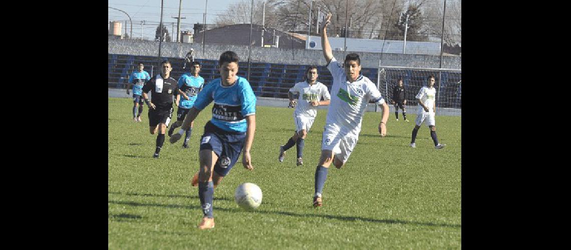 El FortÃ­n y Racing A Club se midieron en uno de los destacados de la primera fecha 