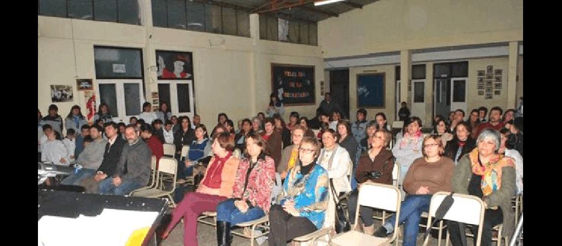 El acto tuvo lugar en el salÃ³n de la Escuela Agropecuaria 