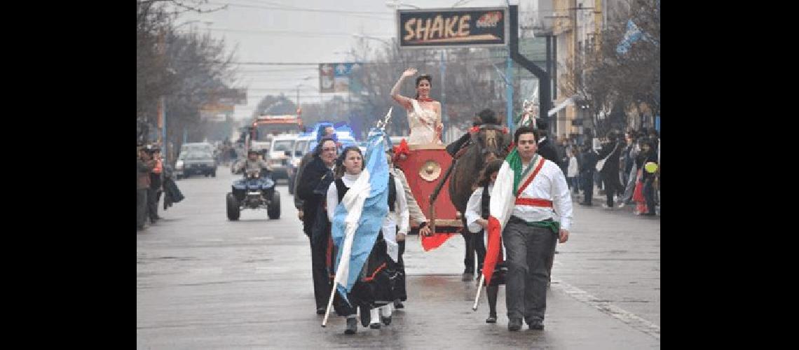 El desfile se realizarÃ� el martes 16 por las calles cÃ©ntricas 